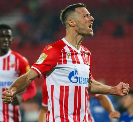 生死破局！贝尔格莱德红星主场死磕里尔，残阵防线能否拦住法甲尖刀？